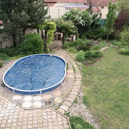 Klidne Bydleni V Soukromi Διαμέρισμα